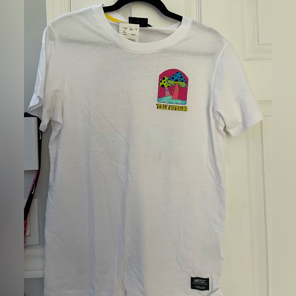 White graphic T-shirt